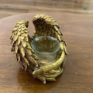 Angel wing candle holder